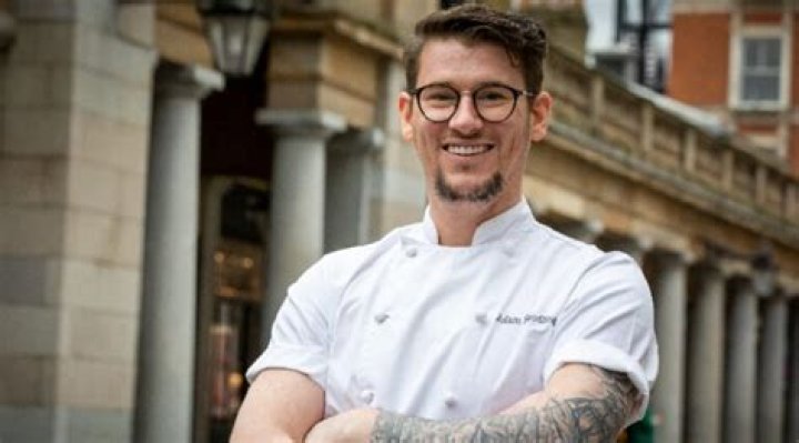 Adam Handling - Age, Family, Bio