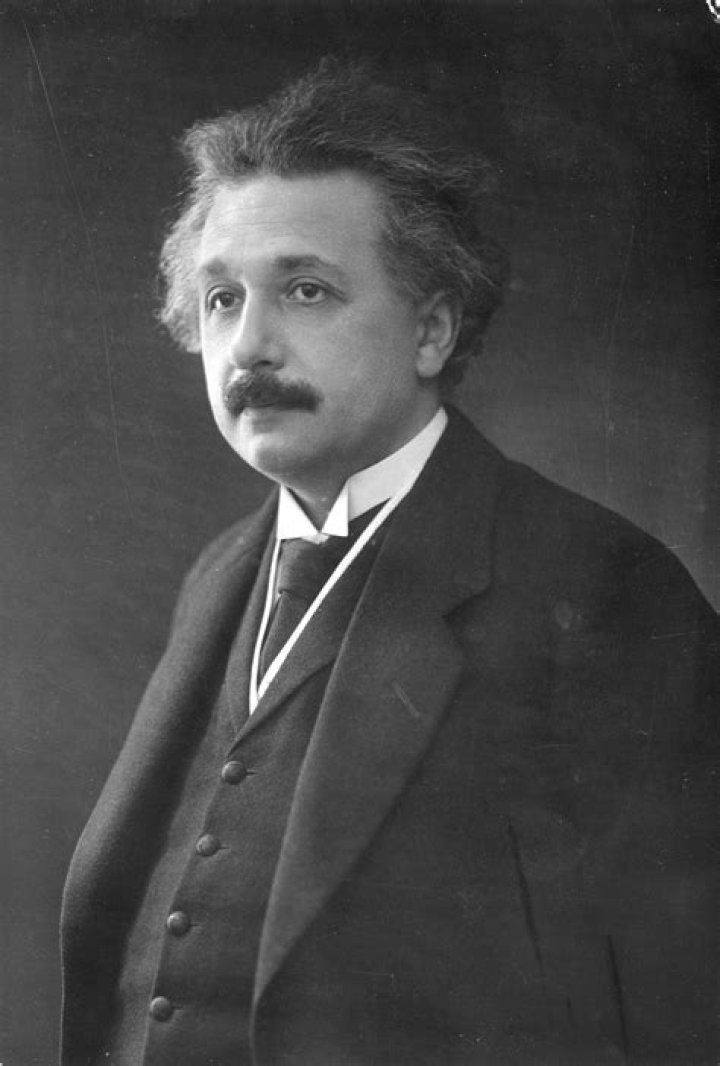 Albert Einstein - Trivia, Family, Bio