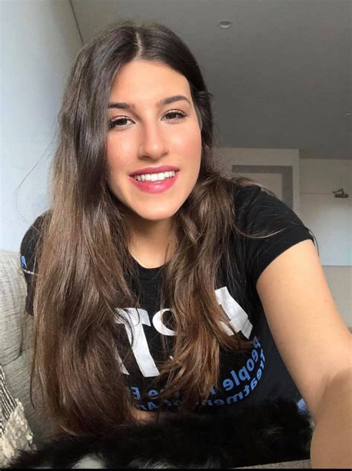 
Aleesha Naxakis PETA Age, Birthday, Wikipedia, Who, Nationality, Biography 