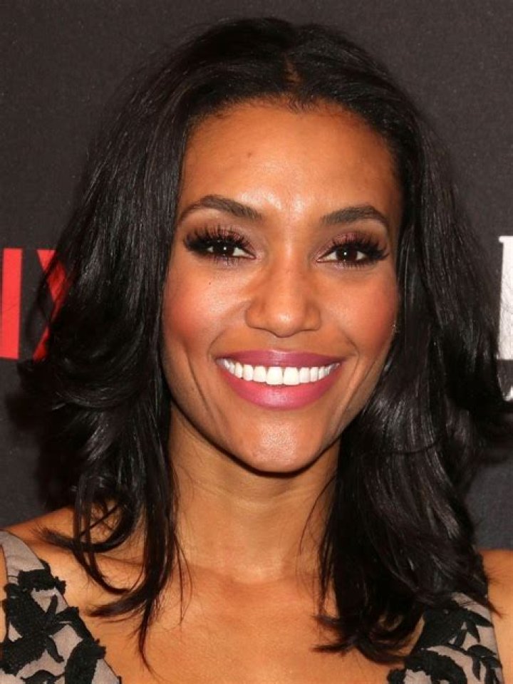 Annie Ilonzeh - Age, Family, Bio