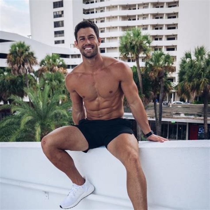 Brian Pruett - Age, Family, Bio