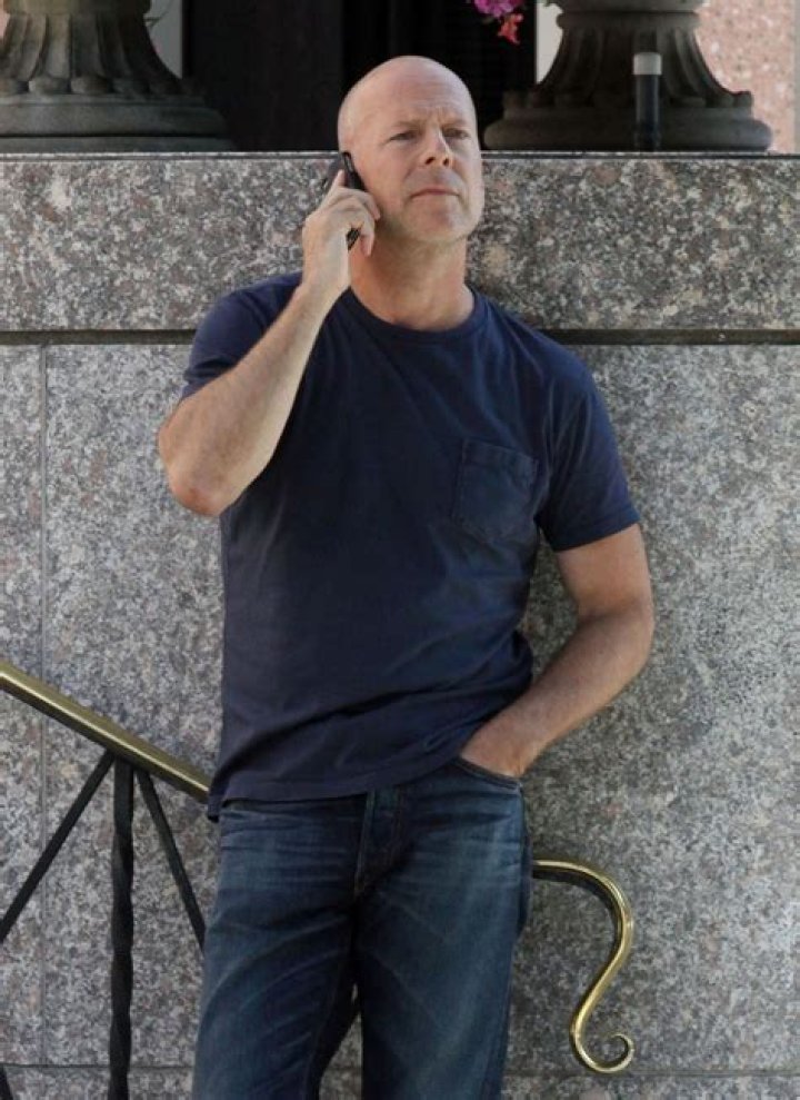 Bruce Willis made Ashton Kutcher ‘weep uncontrollably’ and beg for forgiveness