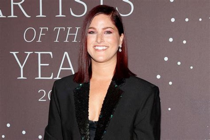 Cassadee Pope - Age, Family, Bio