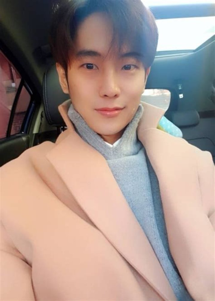 Choi Woong Height, Weight, Net Worth, Age, Birthday, Wikipedia, Who, Nationality, Biography