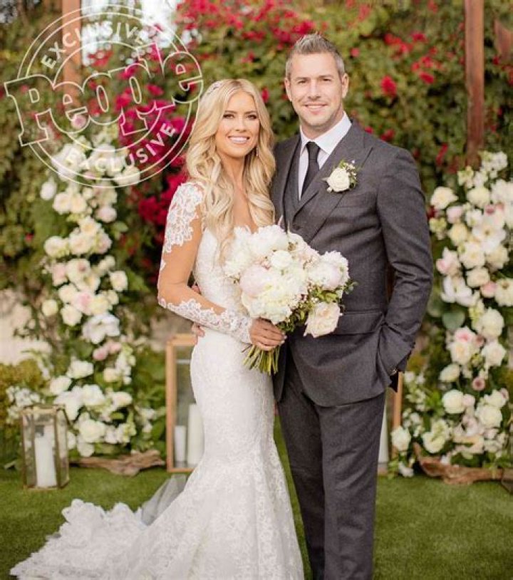 Christina El Moussa marries her boyfriend of one year Ant Anstead in a secret ceremony at her home!