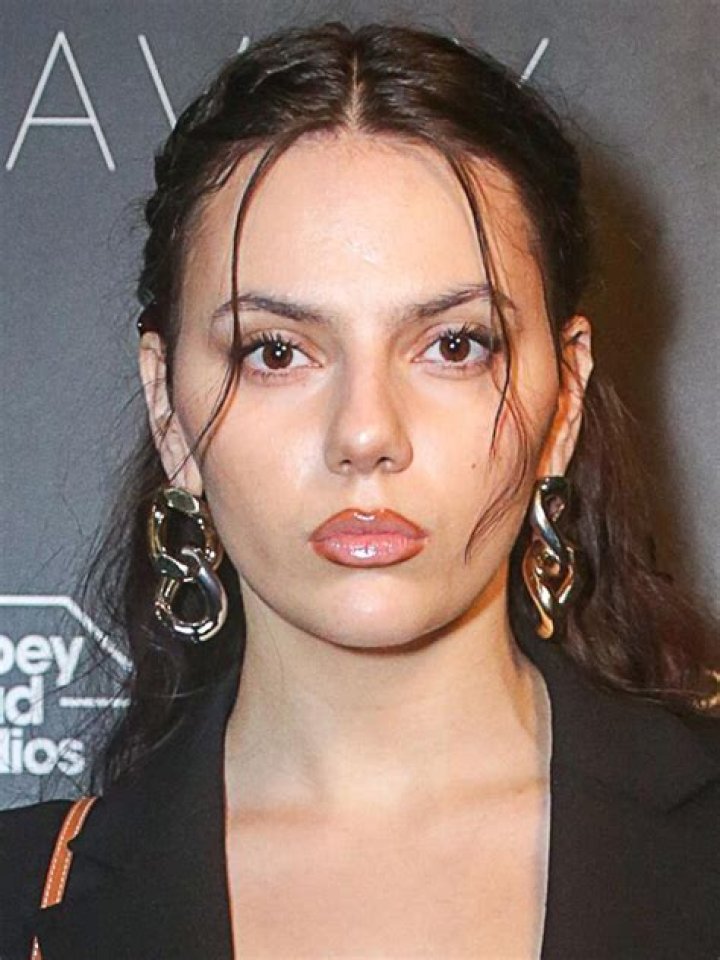 Dafne Keen - Age, Family, Bio