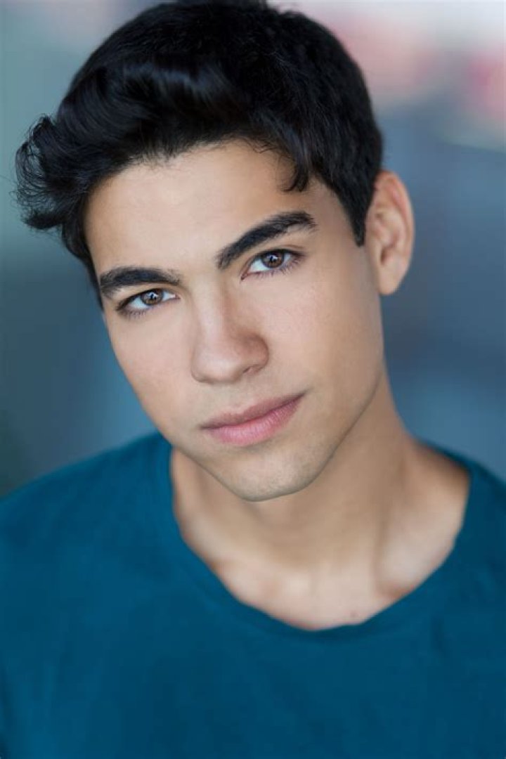 Davi Santos Net Worth - Wiki, Age, Weight and Height, Relationships, Family, and More