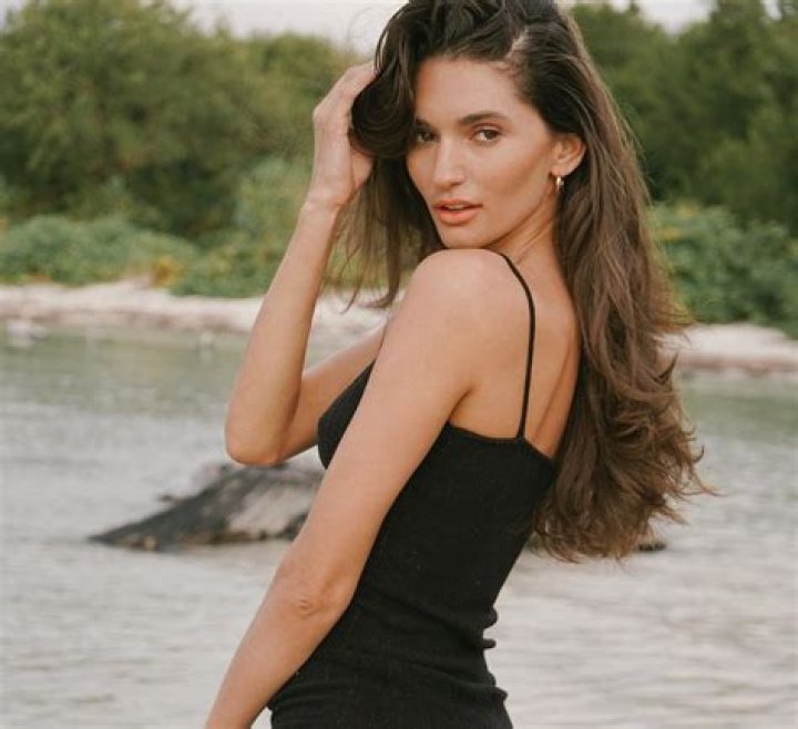 
Debbie St Pierre Height, Weight, Net Worth, Age, Birthday, Wikipedia, Who, Instagram, Biography 