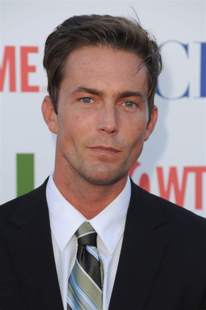 Desmond Harrington - Age, Family, Bio