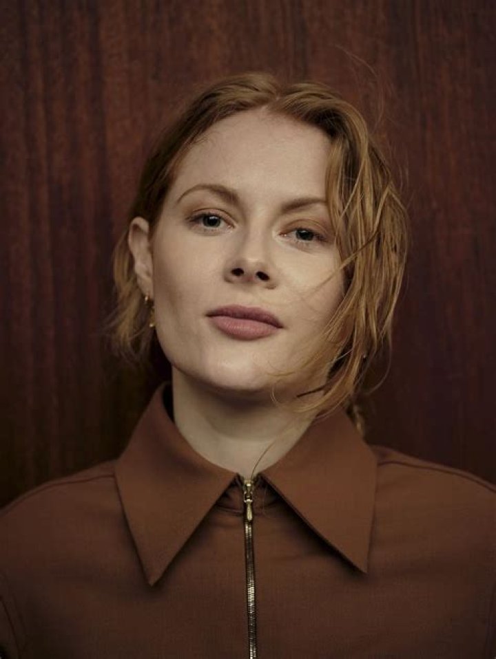 Emily Beecham Bio (Wiki) 