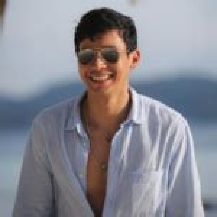 Enchong Dee Bio (Wiki) 