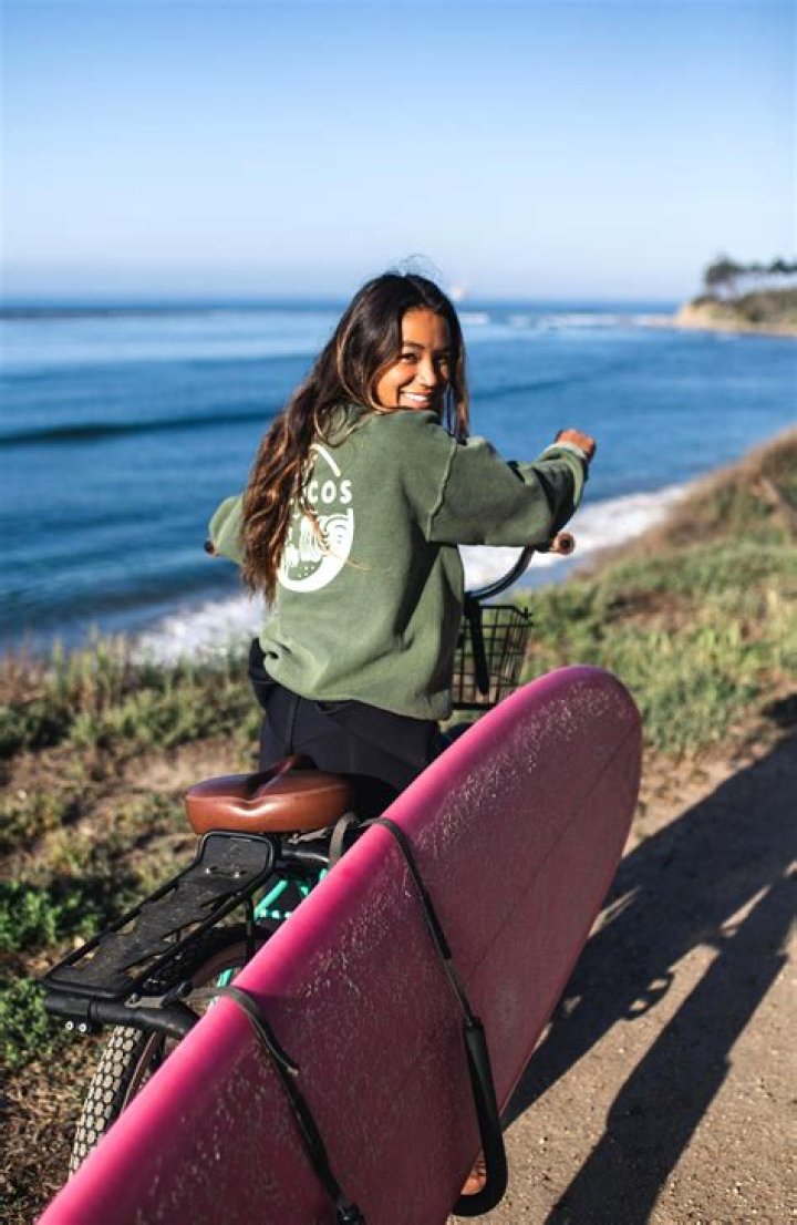 Eryn Krouse - Age, Family, Bio