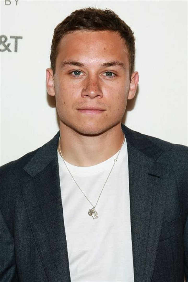 Is Finn Cole From Peaky Blinders Dating Someone? Find out his Relationship Status & Net Worth