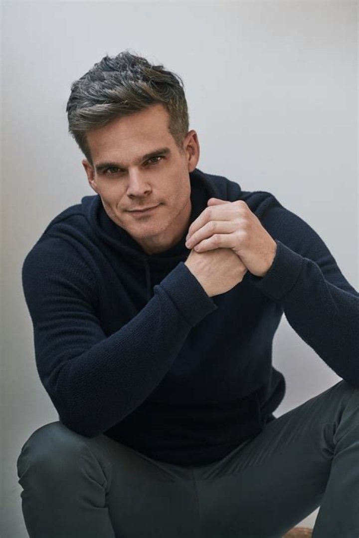 Greg Rikaart Bio (Wiki) 