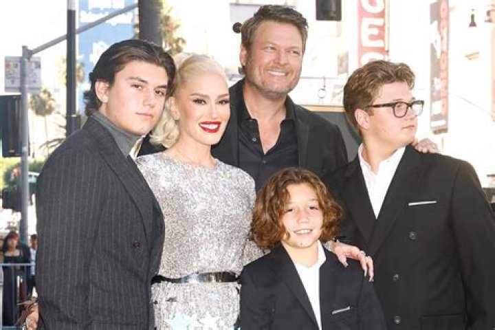 Gwen Stefani’s kids think it’s weird when she isn’t wearing a face full of makeup