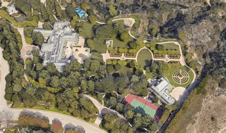 Haim Saban Net Worth - Wiki, Age, Weight and Height, Relationships, Family, and More