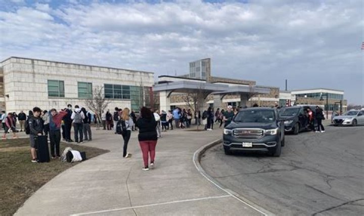 
Hilton bomb threat: Schools evacuated after receiving emails against LGBTQ book 