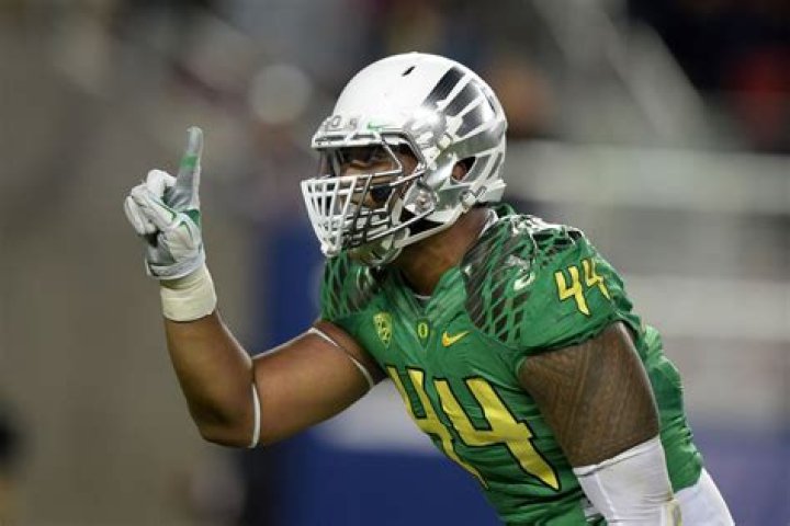How Big Are DeForest Buckner Hands?