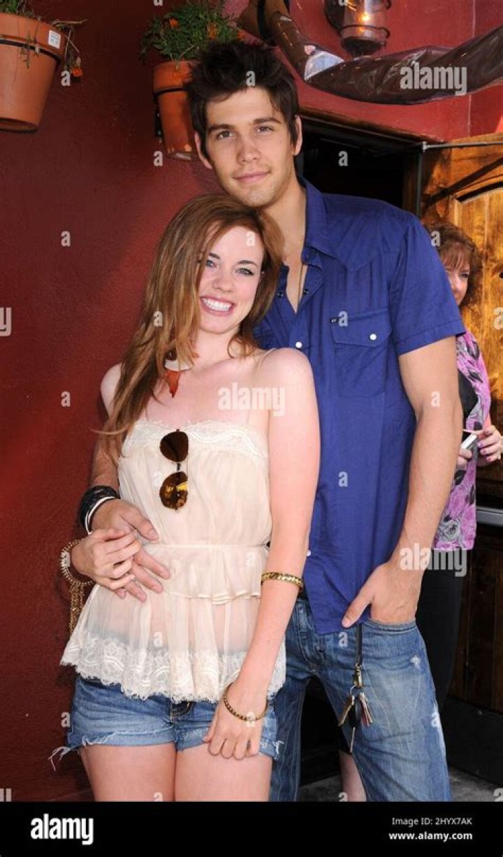 Is Casey Deidrick Married? Casey Deidrick Wife, Girlfriend, Net Worth, Age, Nationality, Height, Instagram, And More