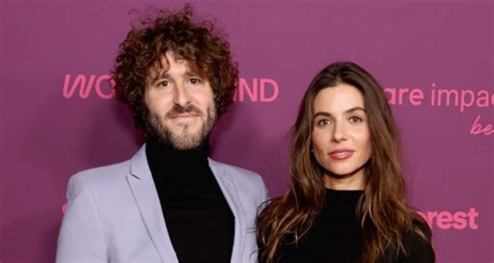 Is Lil Dicky Gay? Is He Married? Who His Partner!