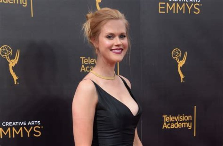 Janet Varney Bio (Wiki) 
