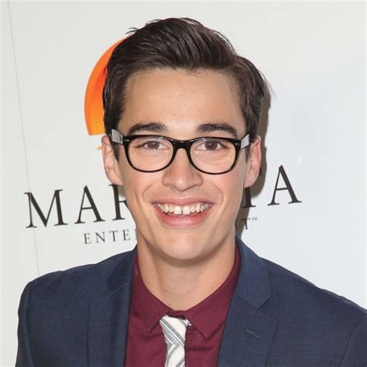 Joey Bragg Bio (Wiki) 