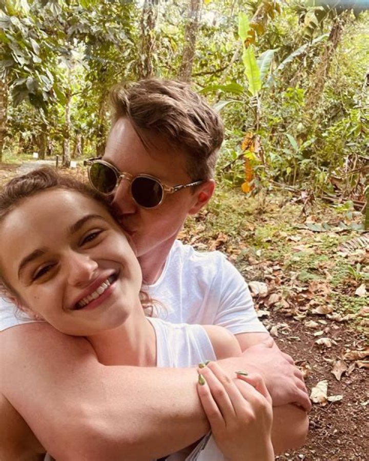 Joey King got engaged to her boyfriend, director Steven Piet, on 2/22/22