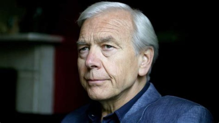 John Humphrys Married, Wife, Relationships, Dating, Children, Net Worth