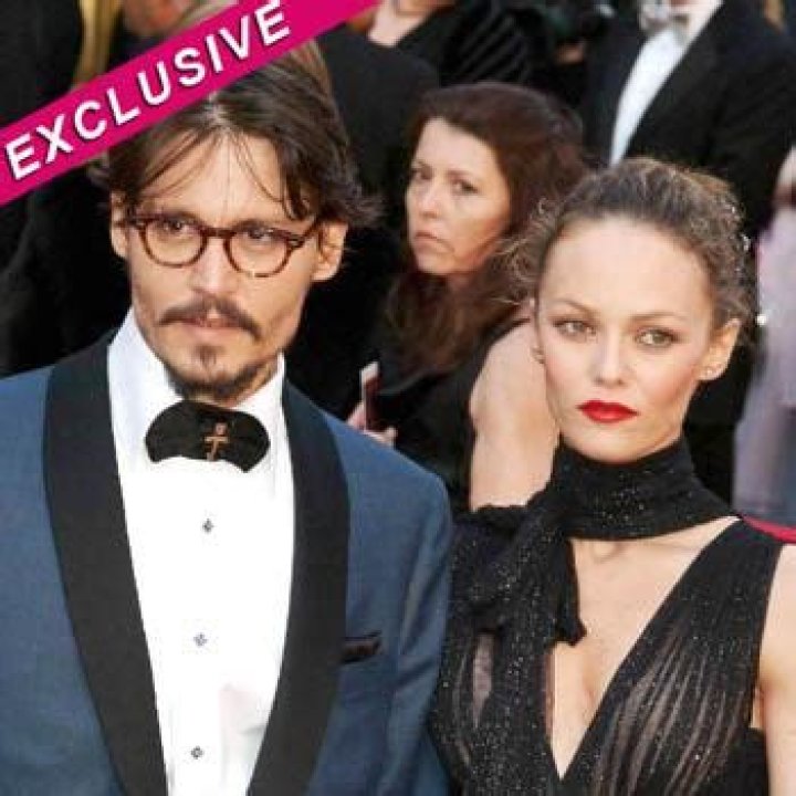 Radar: Johnny Depp was “bored senseless” with Vanessa Paradis
