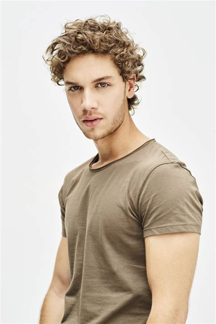 Juan Manuel Restrepo - Age, Family, Bio