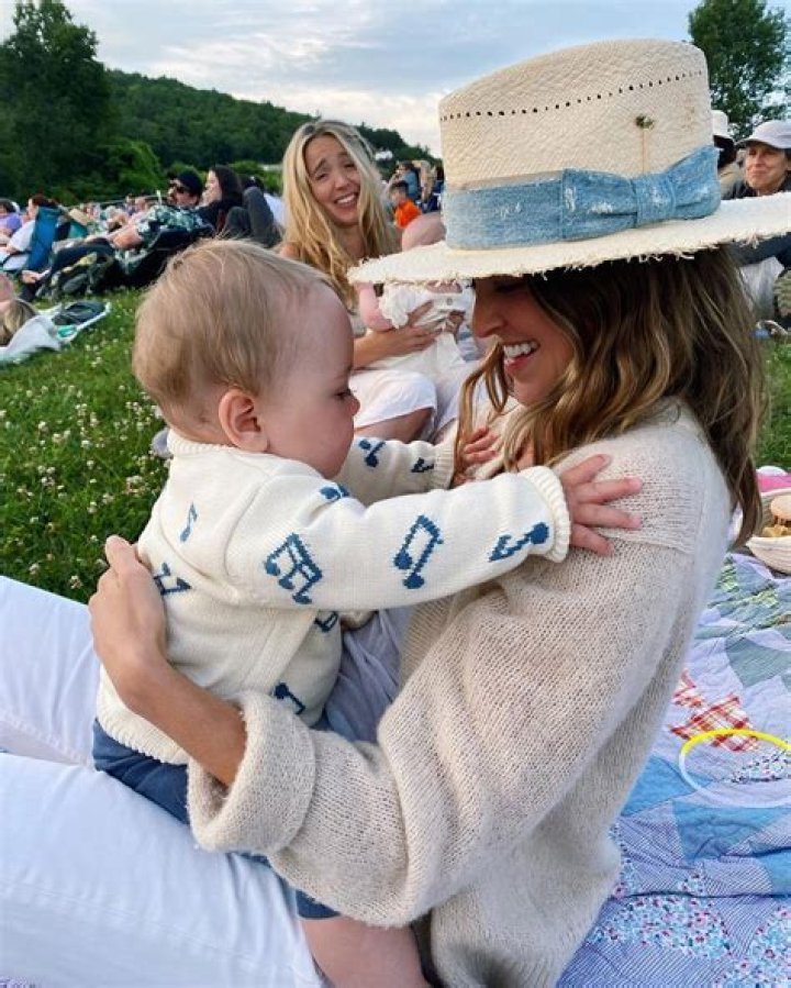 
Kaitlynn Carter And Kristopher Brock Welcomed Their Second Child 