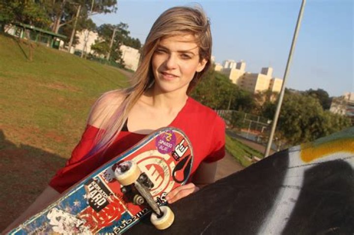 Get To Know About Karen Jonz Bio, Net Worth, Husband and Height