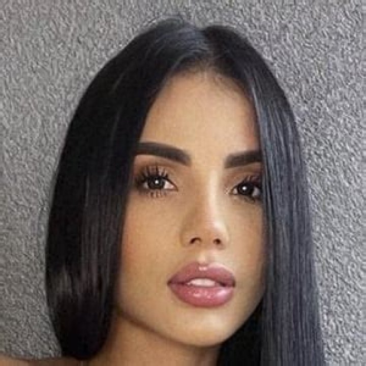 Karina García (Model) - Age, Family, Bio