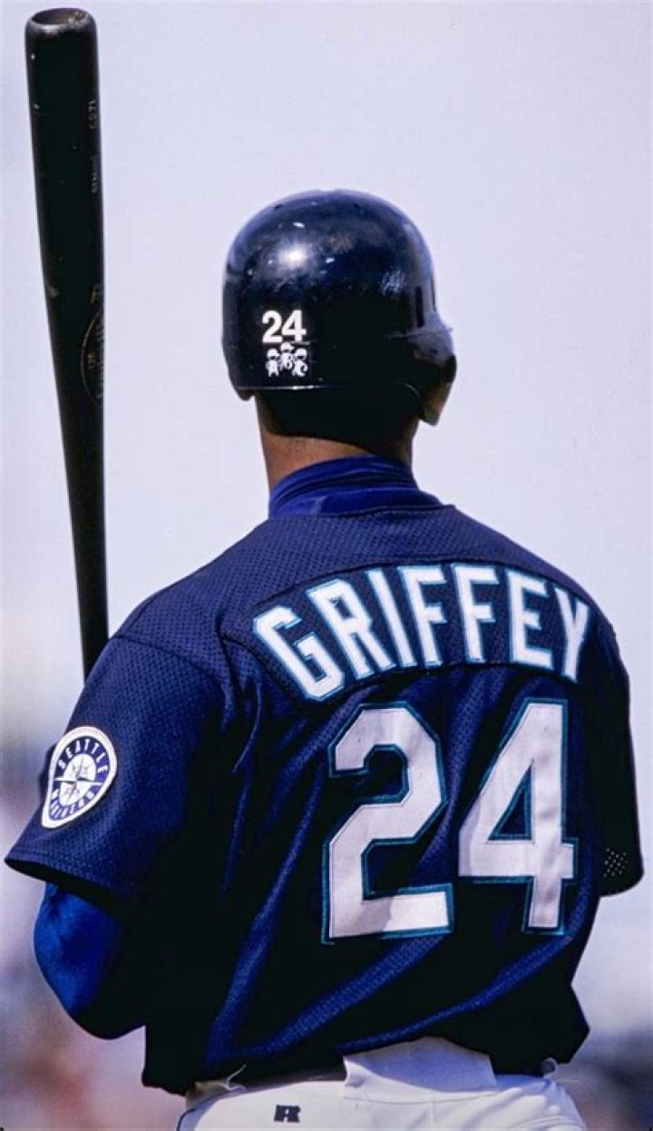 Ken Griffey Jr. (MLB) Net Worth - Wiki, Age, Weight and Height, Relationships, Family, and More