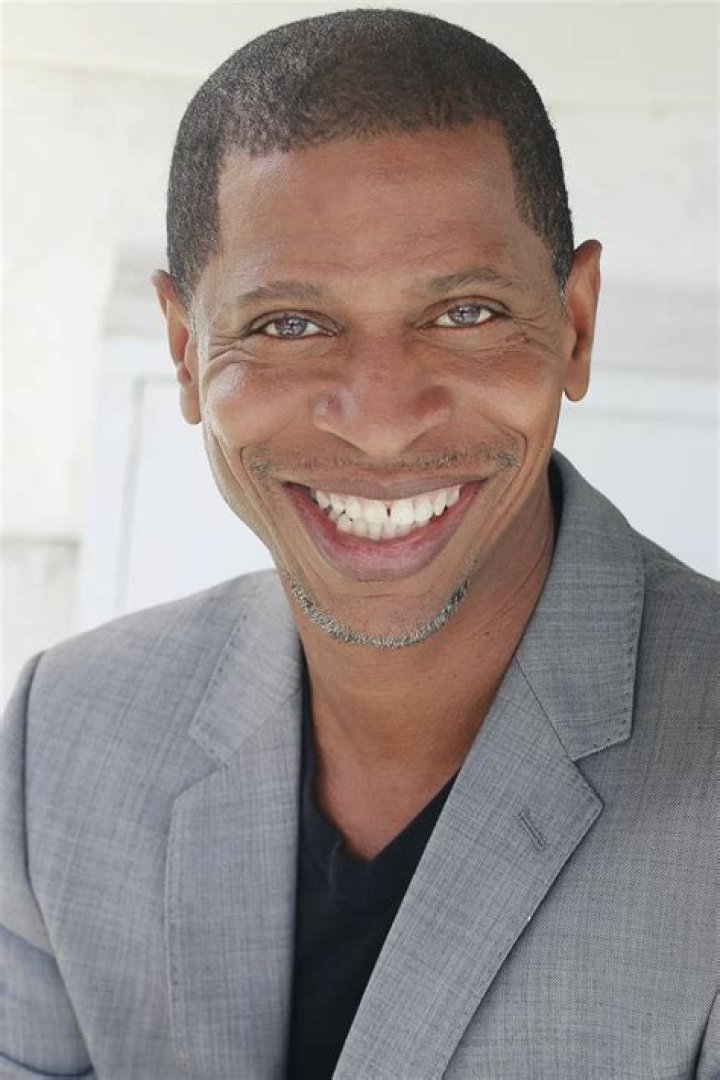 Larry B. Scott Net Worth - Wiki, Age, Weight and Height, Relationships, Family, and More
