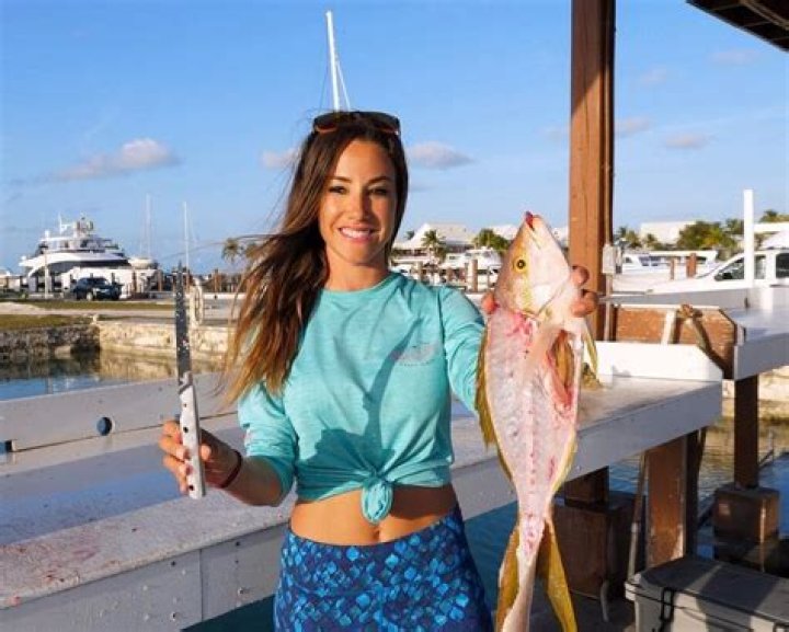 Luiza Barros - Trivia, Family, Bio