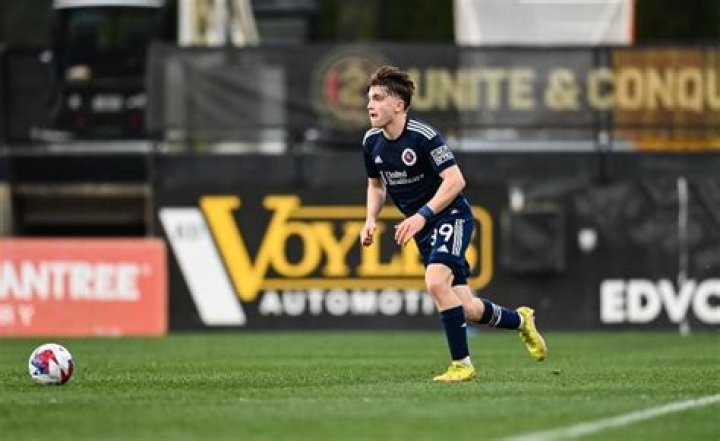 Malcolm Fry Height And Weight