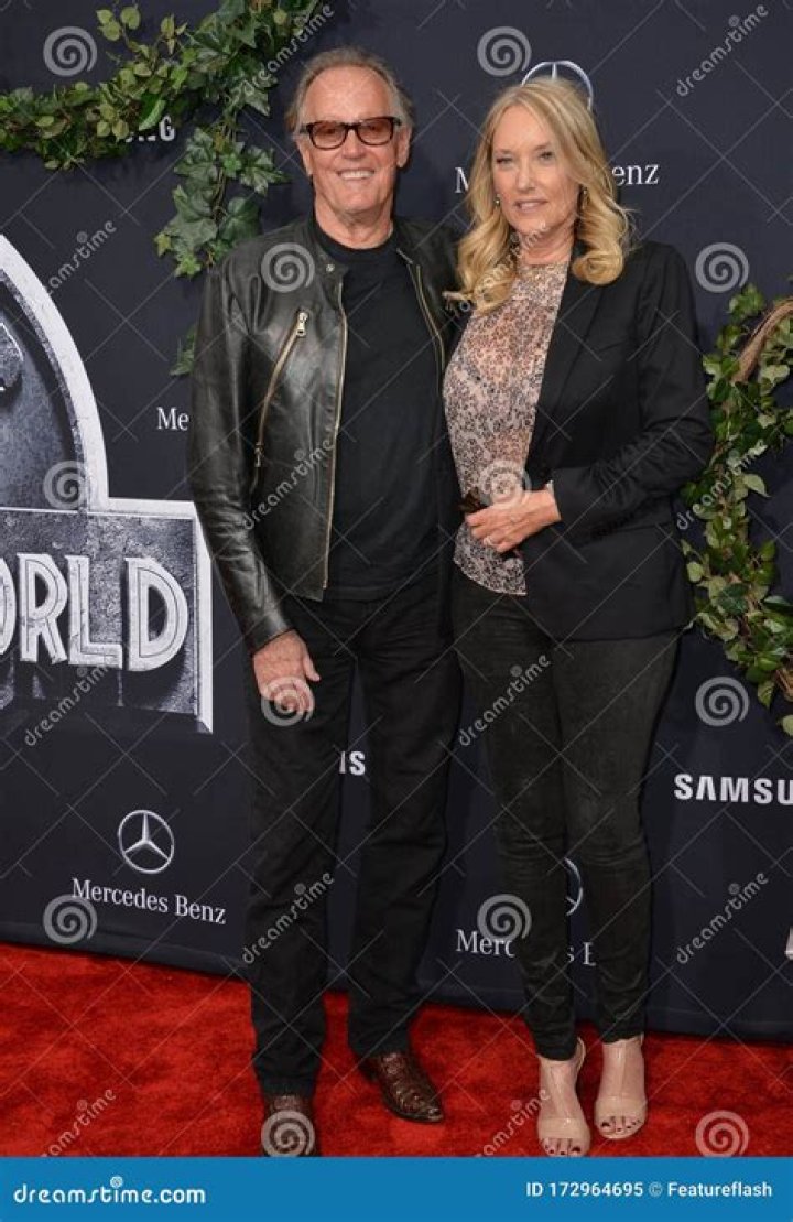 Margaret DeVogelaere Height, Weight, Net Worth, Age, Birthday, Wikipedia, Who, Instagram, Biography