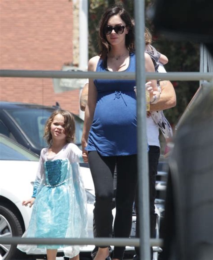 Megan Fox on her son Noah: ‘He’ll dress himself & he likes to wear dresses, sometimes’