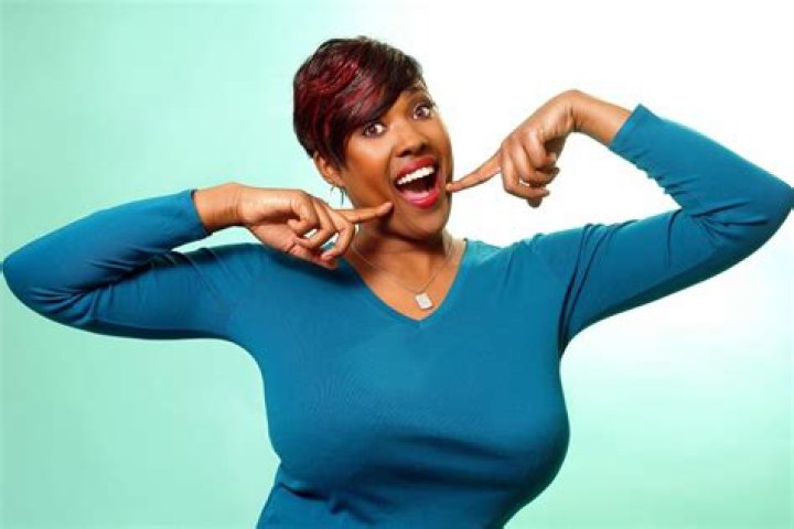 Mia Jackson - Trivia, Family, Bio