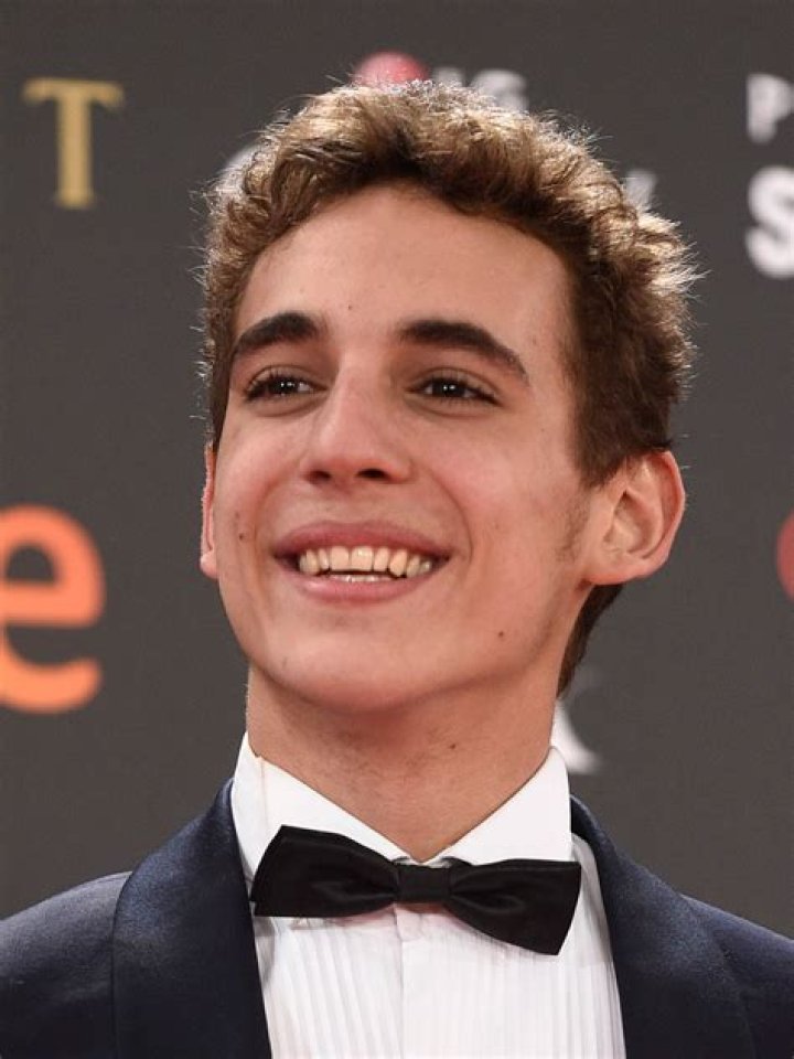 Miguel Herrán - Age, Family, Bio