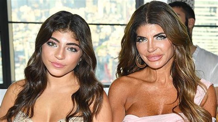 Real Housewives star Teresa's daughter Milania Giudice Bio, Family, Body, Height, Net worth, Parents, Facts