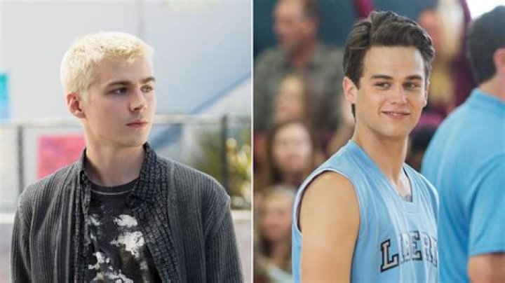 Miles Heizer and Brandon Flynn: Are The ’13 Reasons Why’ Stars Dating? Is He Gay? Miles seen Kissing Parenthood Co-star Mae Whitman Kissing?