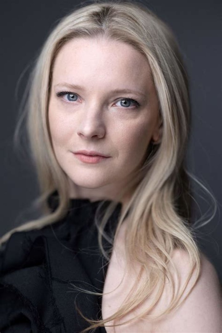 Morfydd Clark - Age, Family, Bio