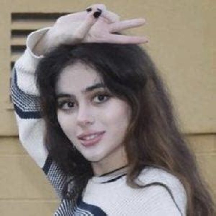 Nika Sadros - Age, Family, Bio