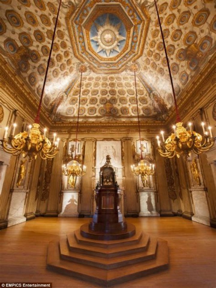 Prince William & Kate need additional renovations at Kensington Palace