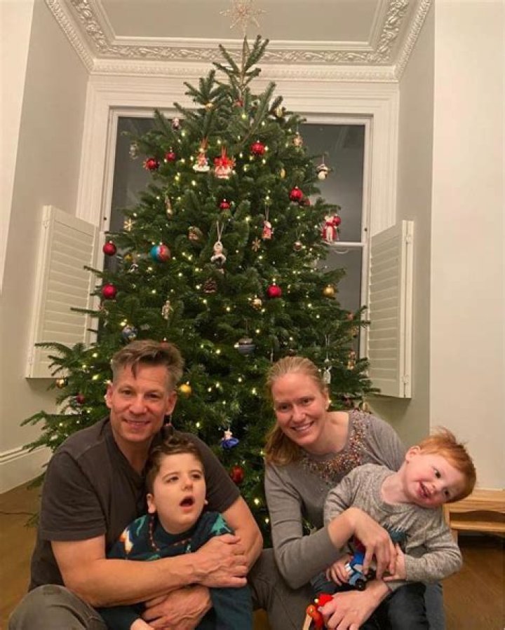 Richard Engel Wiki, Married, Wife, Girlfriend or Gay and Salary, Net Worth