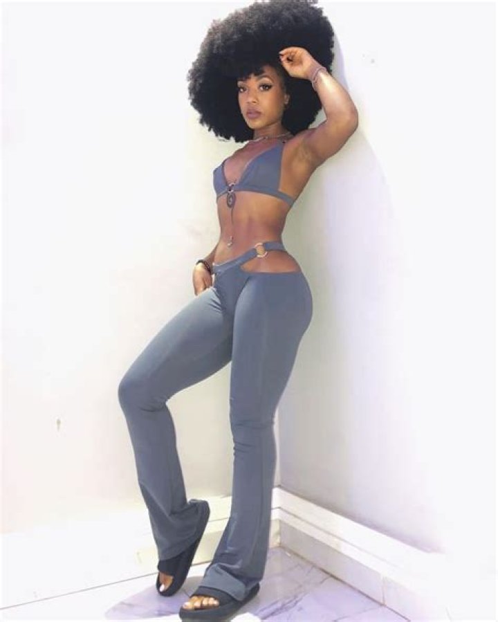 Shaina West - Age, Family, Bio