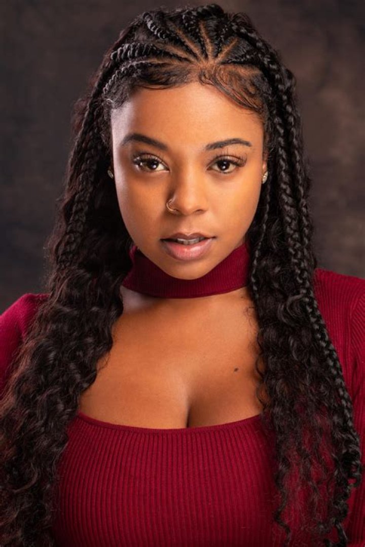 Shira Monae - Age, Family, Bio