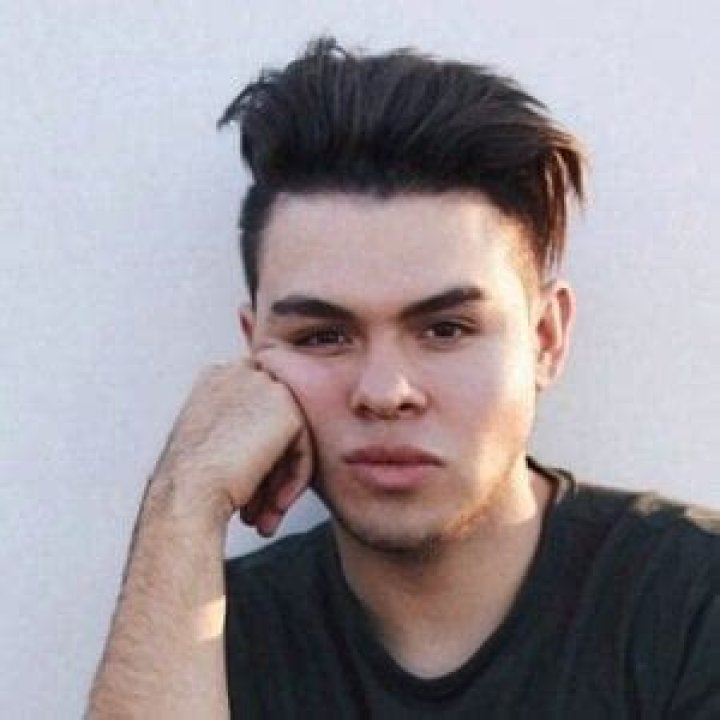 Steve Pérez - Age, Family, Bio